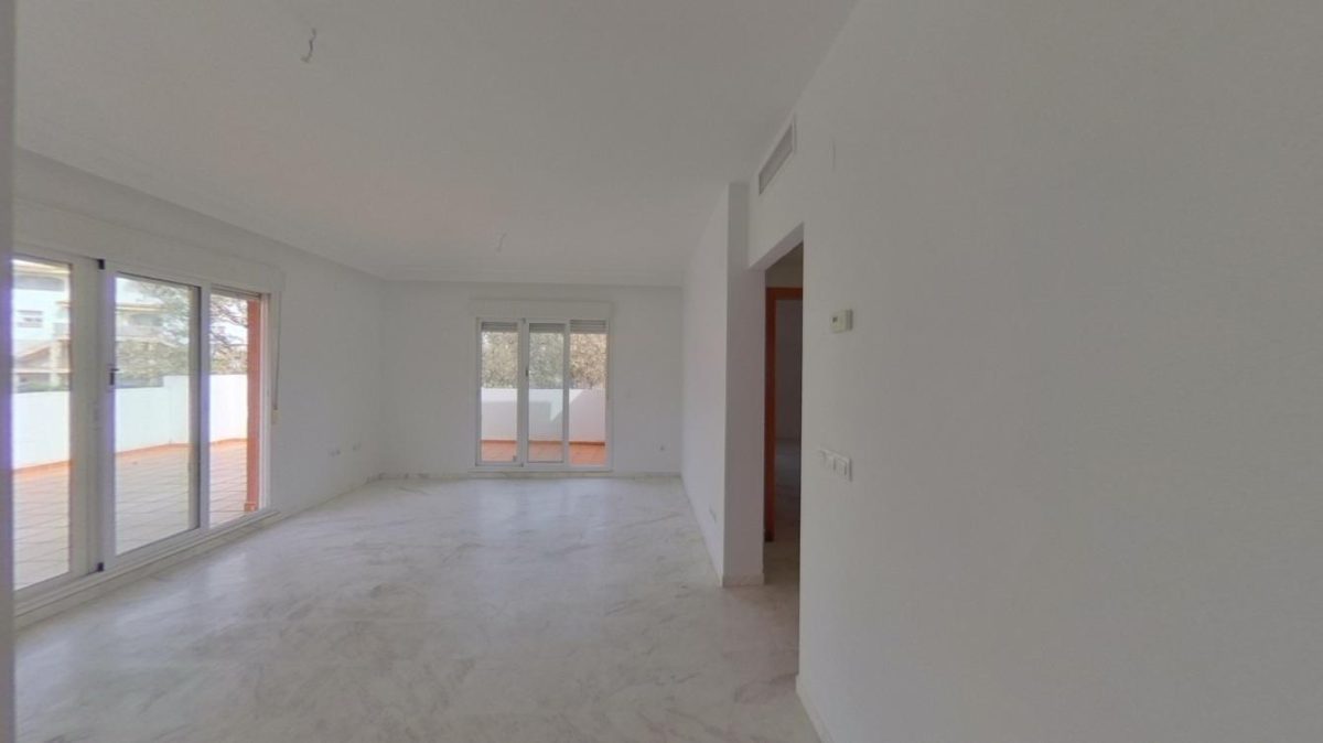 Benalmádena - Ático, 2 Dormitorios, Amplia Terraza — Foto 4
