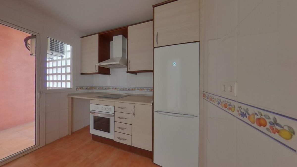 Benalmádena - Ático, 2 Dormitorios, Amplia Terraza — Foto 11