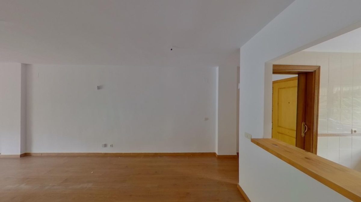 Calahonda - Piso Planta Baja, 1 Dormitorio, Terraza y Jardín Privado — Foto 7