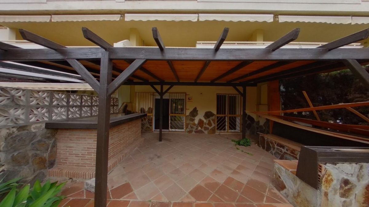 Calahonda - Piso Planta Baja, 1 Dormitorio, Terraza y Jardín Privado — Foto 22