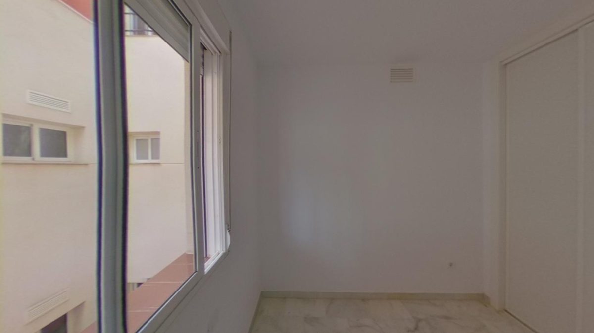 Benalmádena - Piso, 2 Dormitorios, Terraza, Garaje — Foto 21