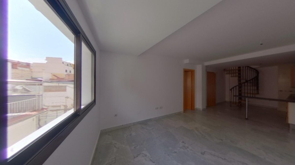 Benalmádena - Ático Dúplex, 2 Dormitorios, Terraza — Foto 4