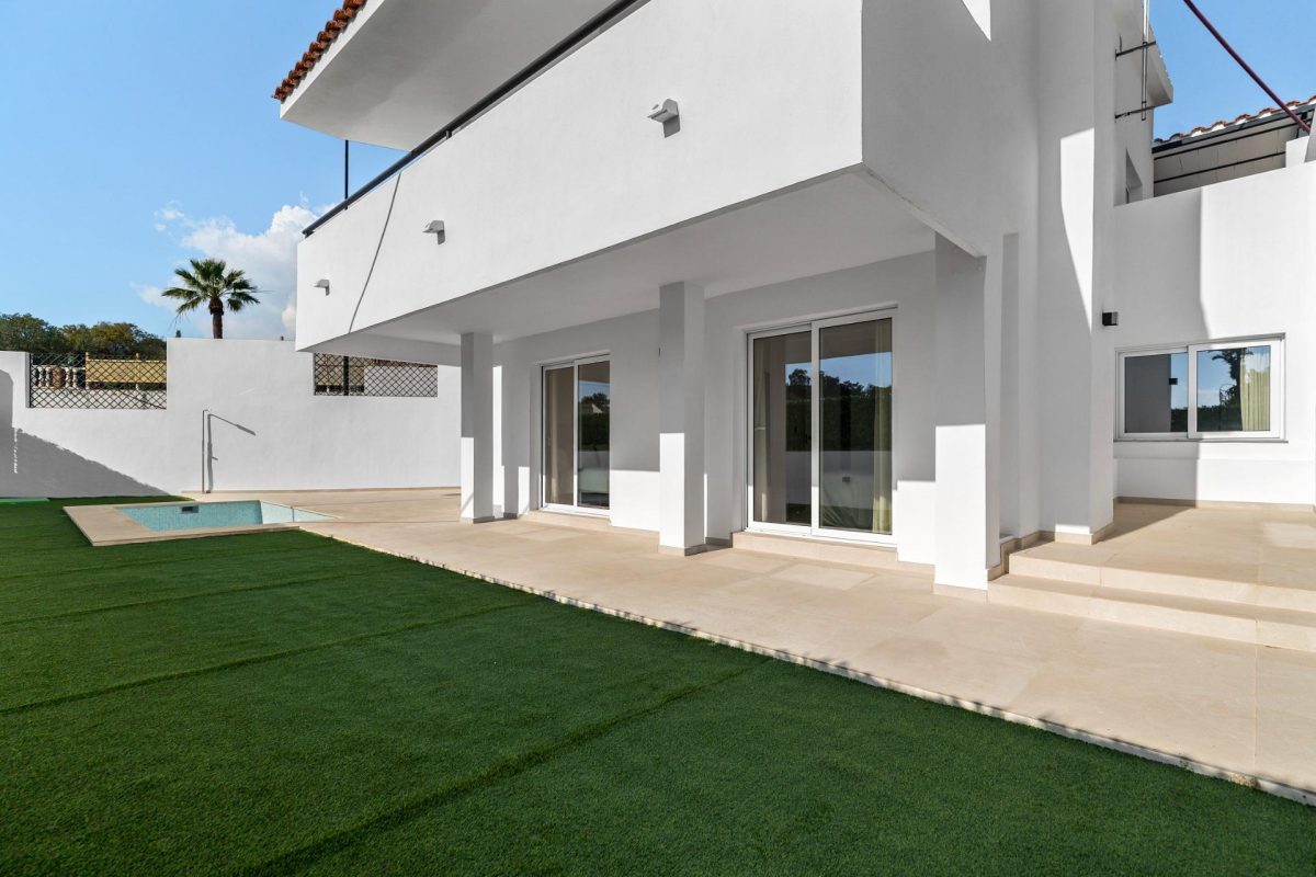 Mijas - Villa/Chalet, 3 Dormitorios, Terraza, Patio, Garaje — Foto 2