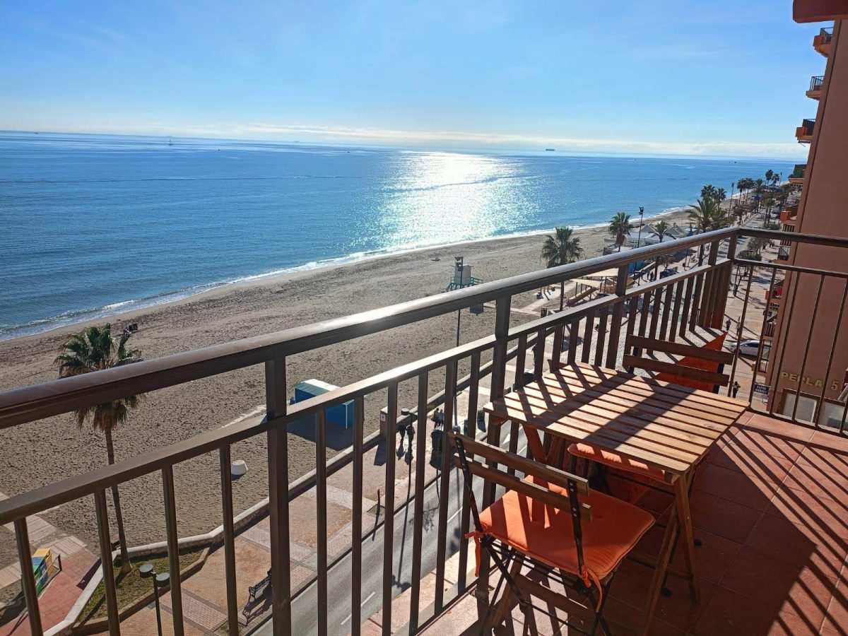 Fuengirola 1ª Línea Playa - Coqueto Apartamento 2 Dormitorios Vistas al Mar y Terraza — Foto 30