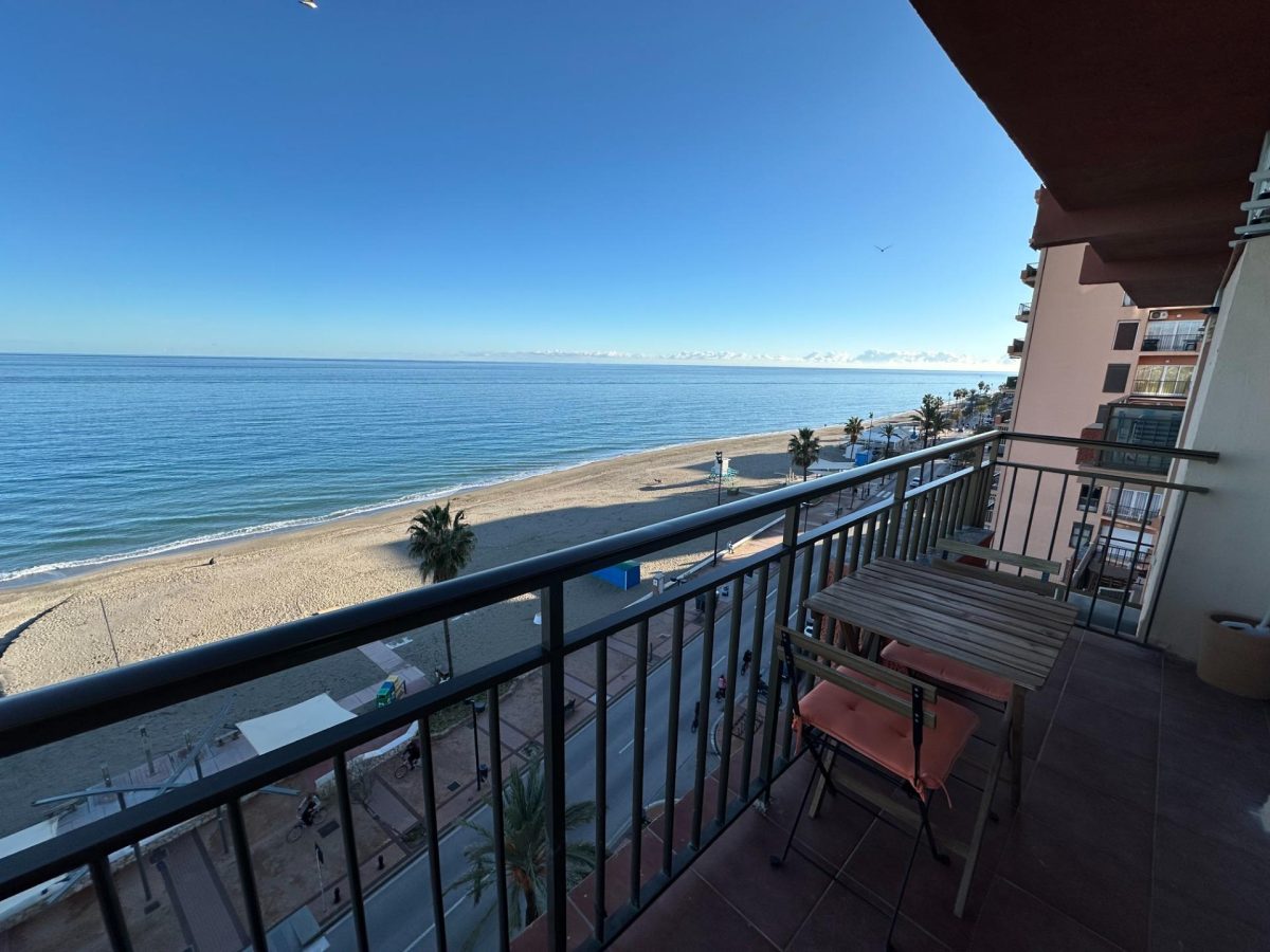 Fuengirola 1ª Línea Playa - Coqueto Apartamento 2 Dormitorios Vistas al Mar y Terraza — Foto 27