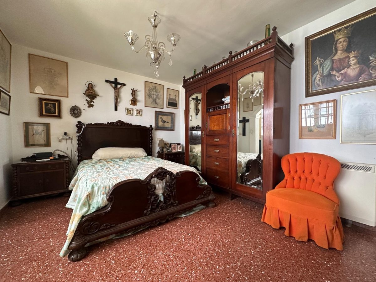 El Coto - Venta Nuda Propiedad - Pareada con Encanto de 3 Dormitorios con Patio de 40 m² y Sótano — Foto 8