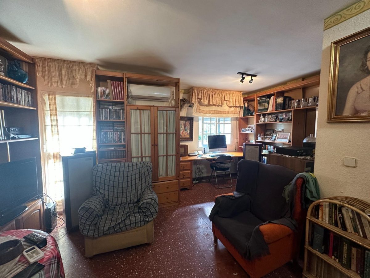 El Coto - Venta Nuda Propiedad - Pareada con Encanto de 3 Dormitorios con Patio de 40 m² y Sótano — Foto 16