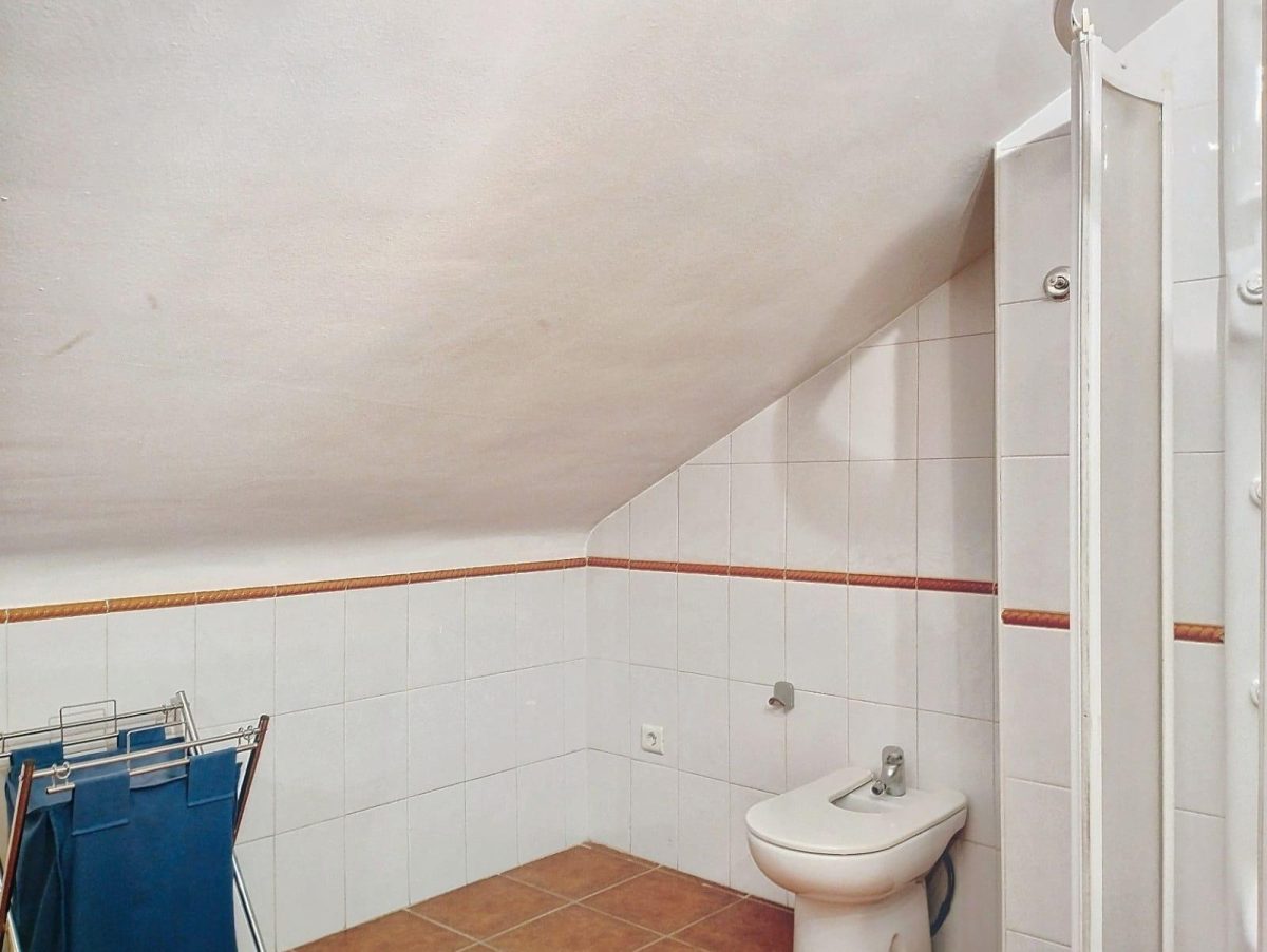 La Sierrezuela - Adosado, 4 Dormitorios, Jardín privado 120m2, Piscina, Garaje 60m2 — Foto 16
