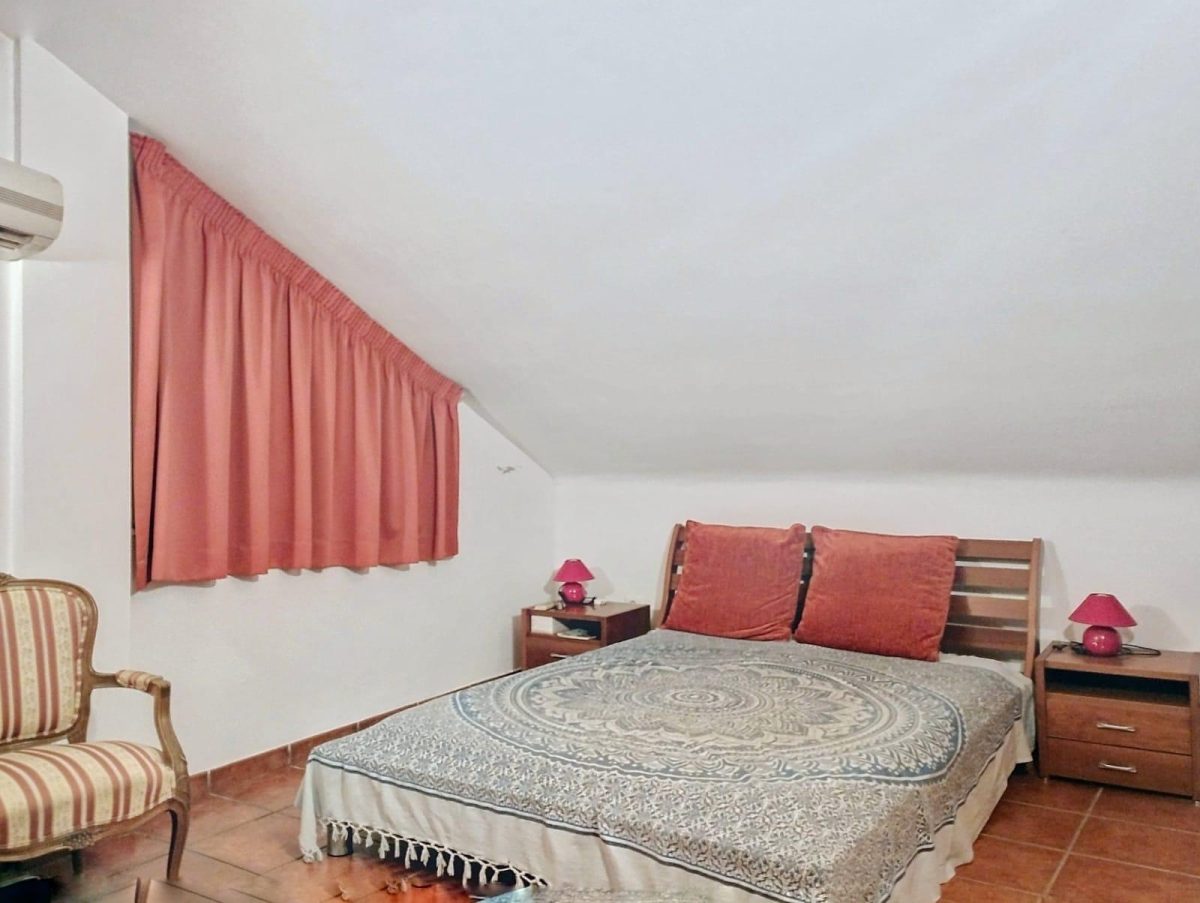La Sierrezuela - Adosado, 4 Dormitorios, Jardín privado 120m2, Piscina, Garaje 60m2 — Foto 7