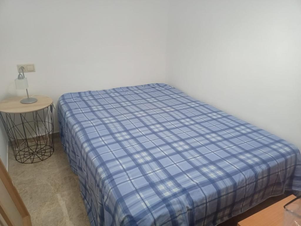 Fuengirola - Piso, 2 Dormitorios, Balcón, Junto a la Playa y Centro — Foto 9
