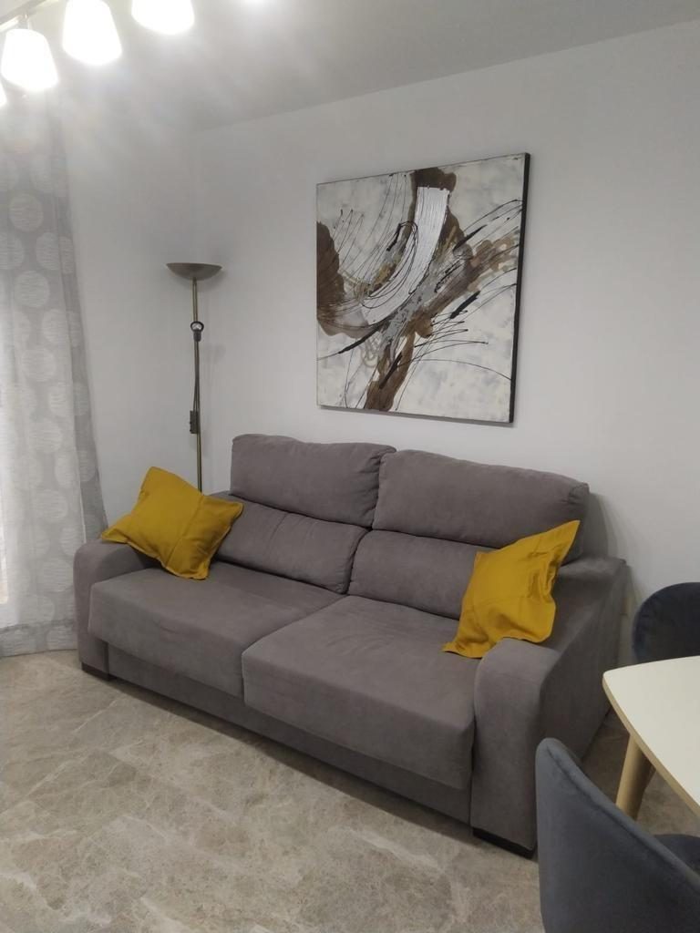 Fuengirola - Piso, 2 Dormitorios, Balcón, Junto a la Playa y Centro — Foto 3