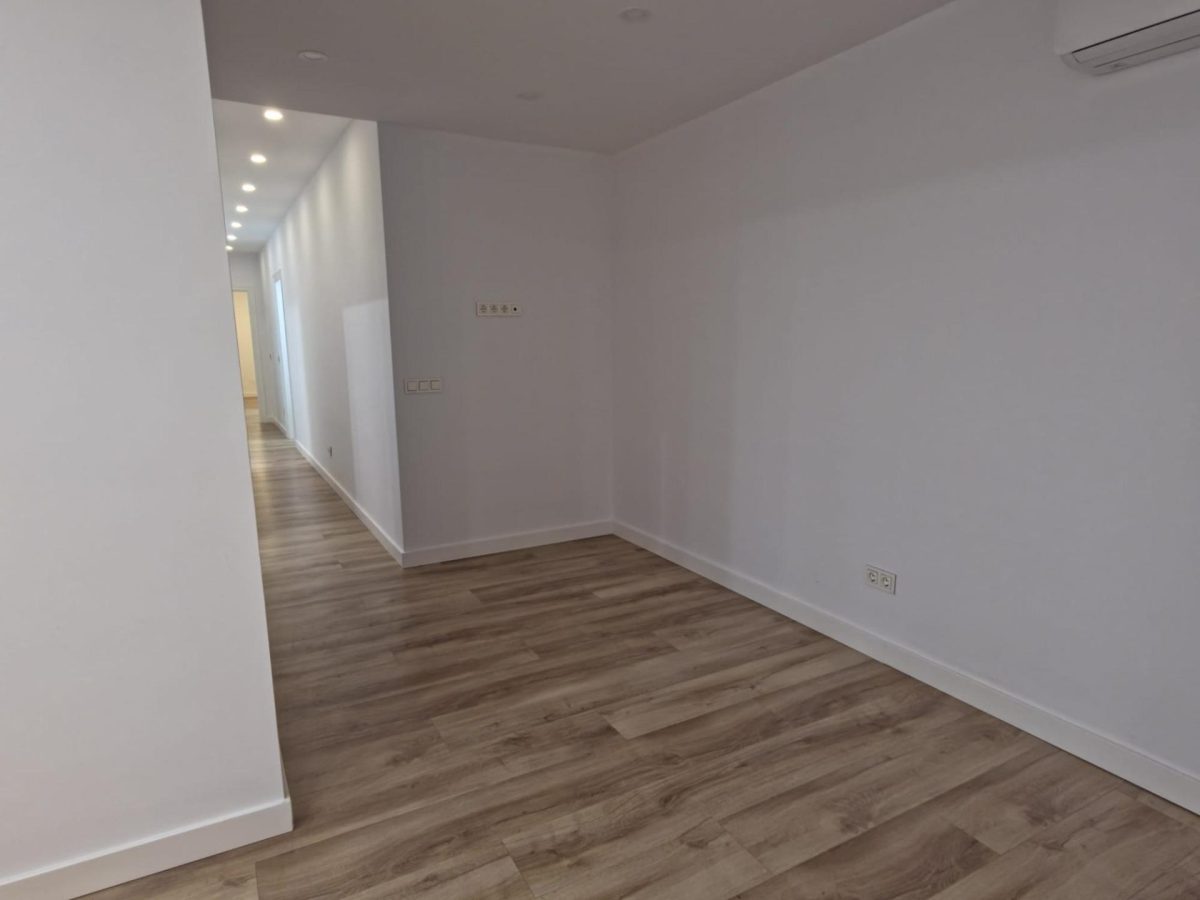 Fuengirola - Planta Baja, 3 Dormitorios, Piscina y Jardín, Garaje — Foto 14