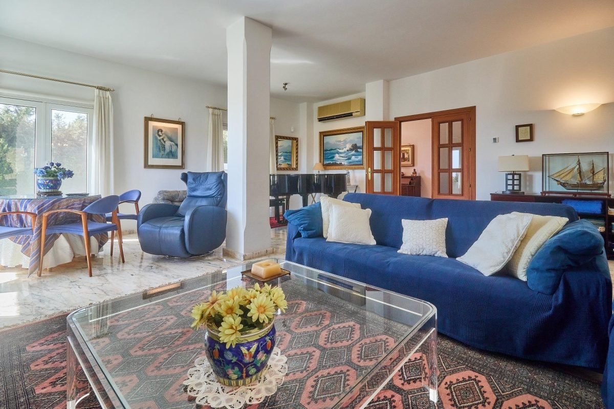 Mijas Costa - Chalet, 4 Dormitorios, Piscina y Jardín, Parking, Trastero — Foto 14