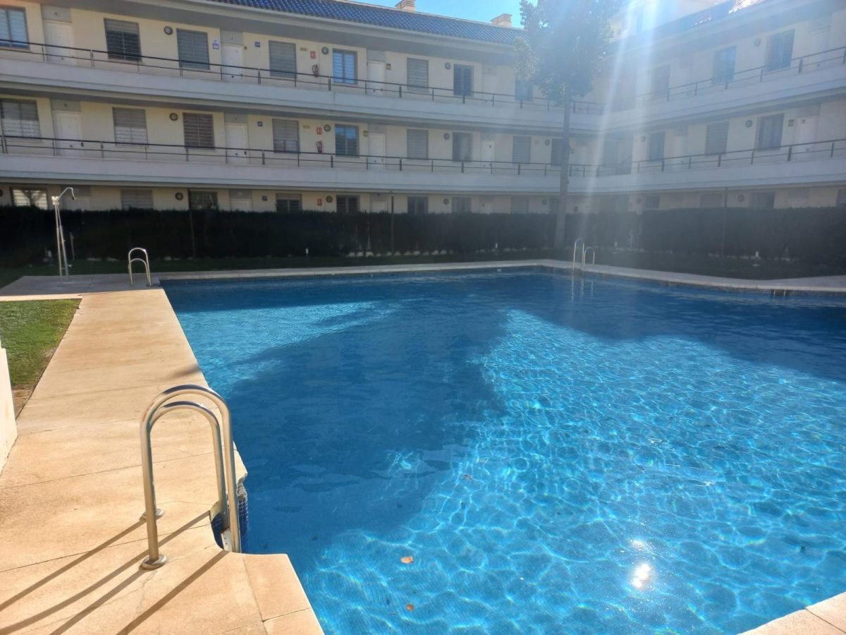 Torreblanca - Piso, 2 Dormitorios, Patio Privado, Parking y Trastero, Piscina — Foto 23