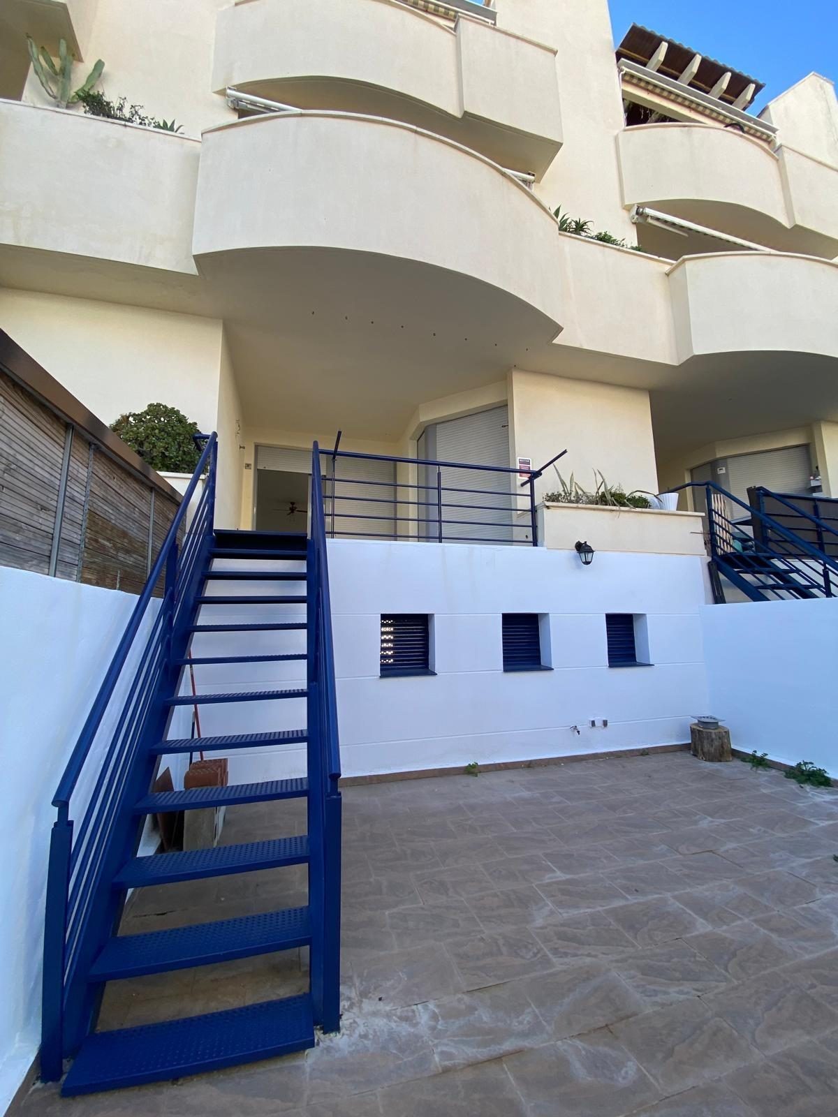 Torreblanca - Piso, 2 Dormitorios, Patio Privado, Parking y Trastero, Piscina — Foto 22