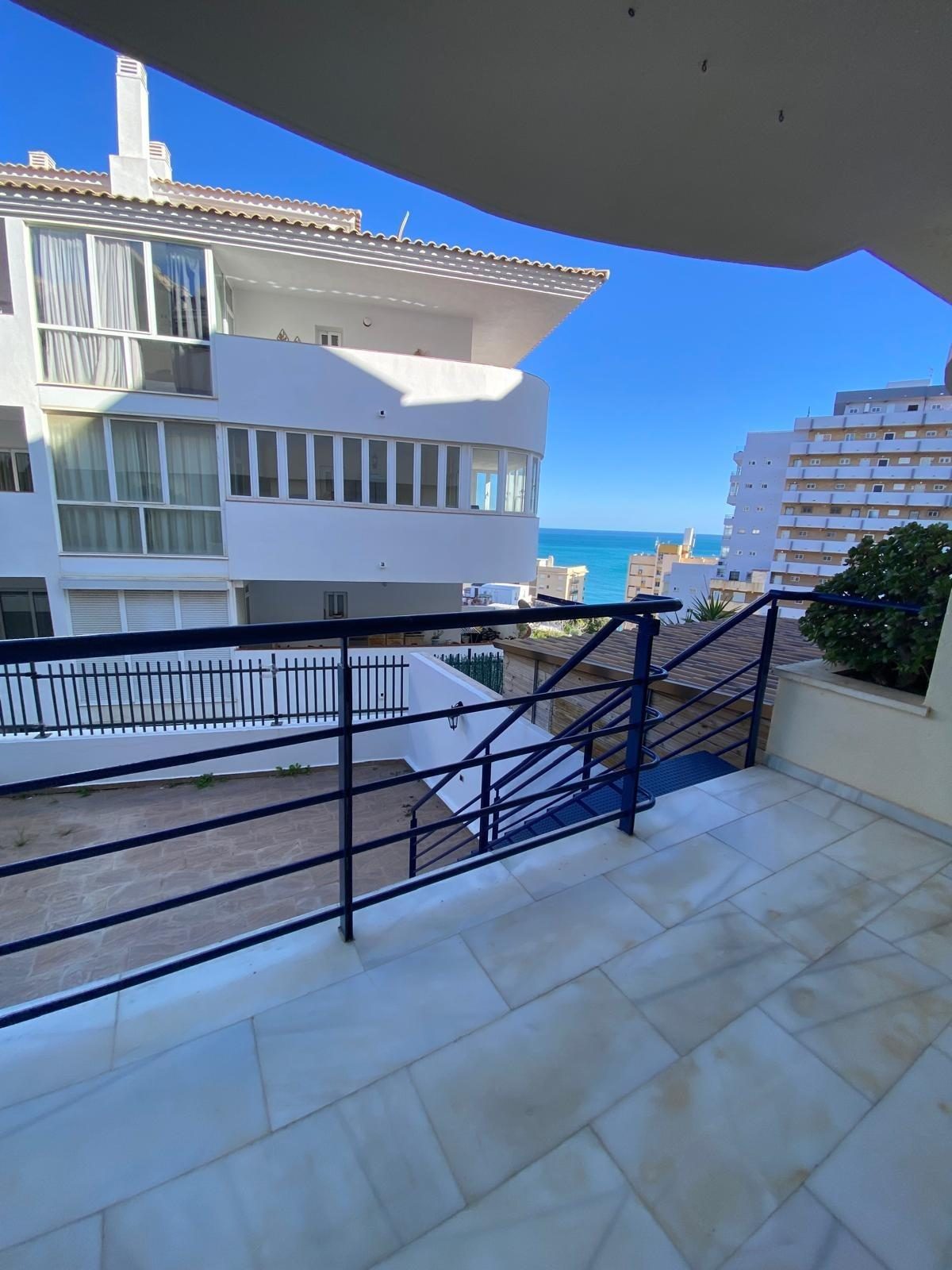 Torreblanca - Piso, 2 Dormitorios, Patio Privado, Parking y Trastero, Piscina — Foto 18
