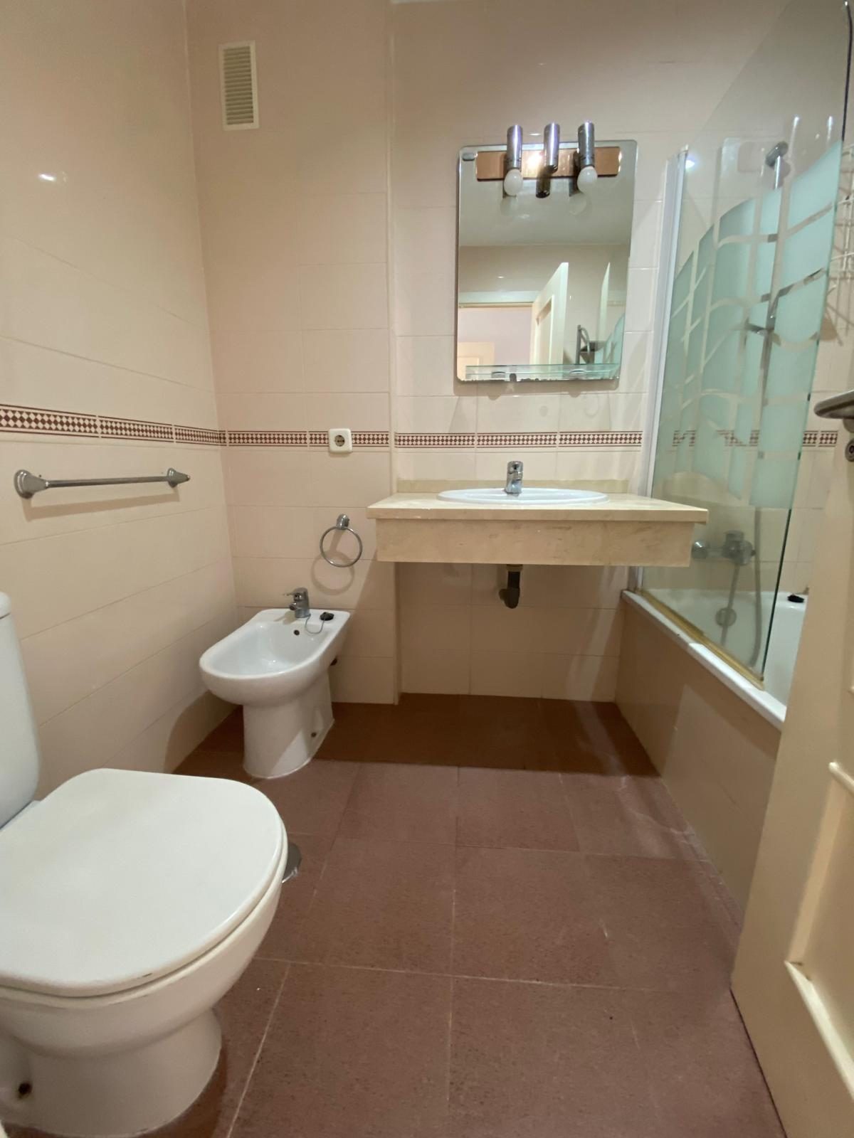 Torreblanca - Piso, 2 Dormitorios, Patio Privado, Parking y Trastero, Piscina — Foto 16