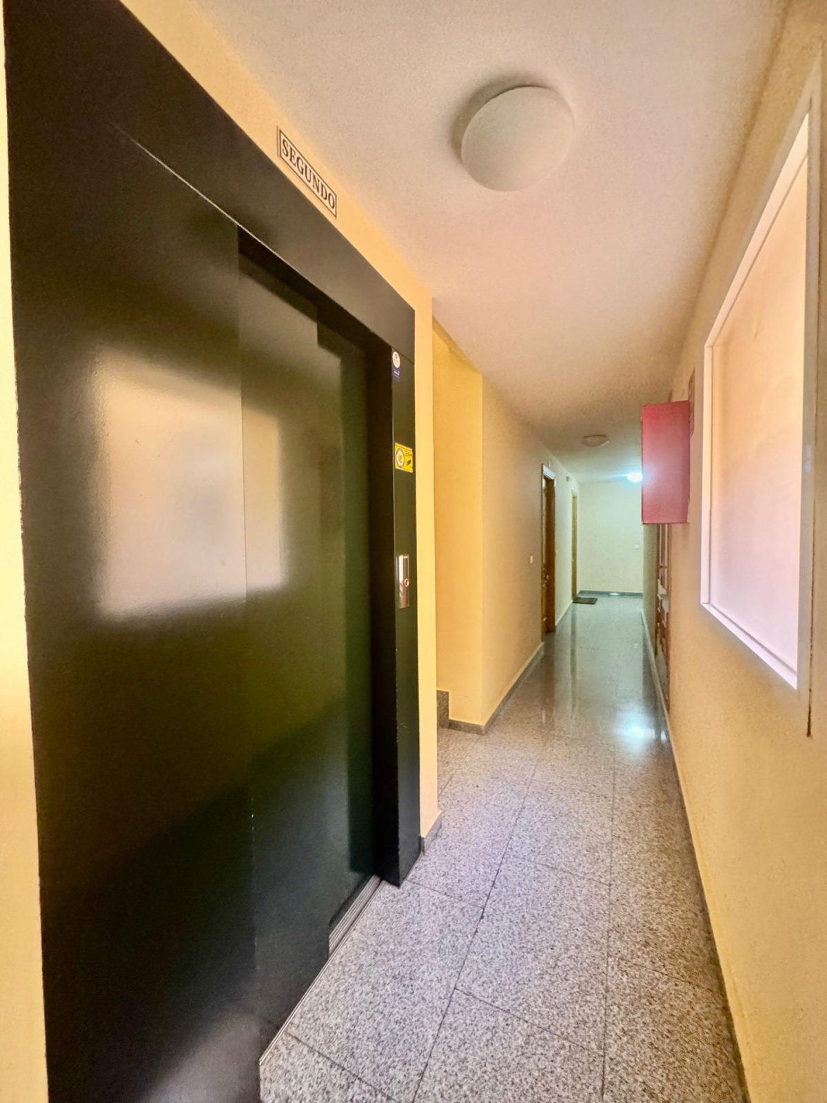 Las Lagunas - Coqueto Piso de 2 Dormitorios, 20m de Terraza Privada — Foto 22