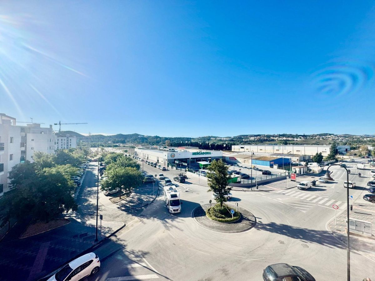 Las Lagunas - Coqueto Piso de 2 Dormitorios, 20m de Terraza Privada — Foto 25