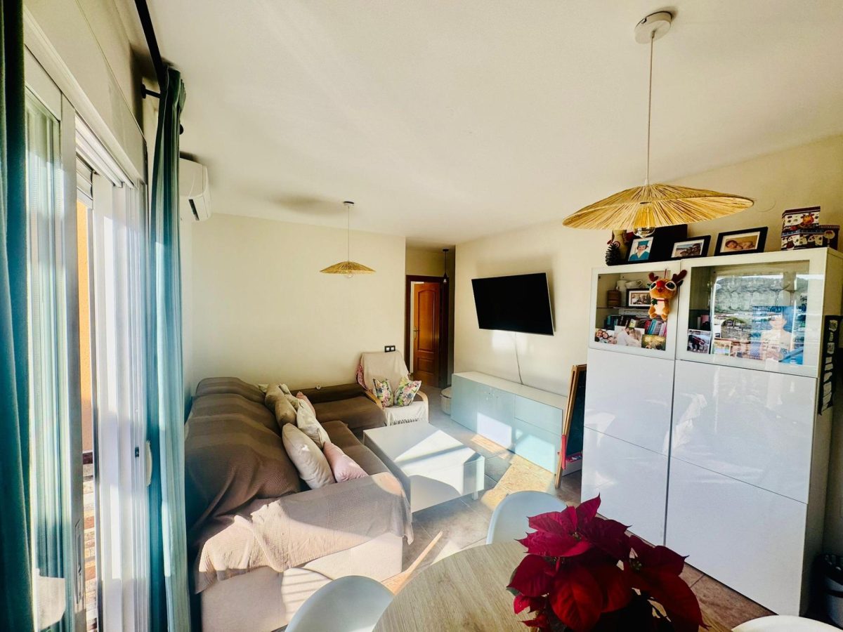 Las Lagunas - Coqueto Piso de 2 Dormitorios, 20m de Terraza Privada — Foto 5