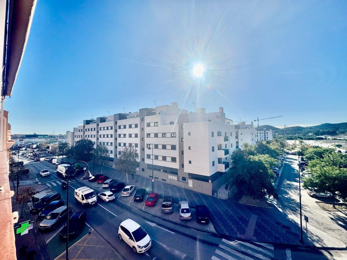 Las Lagunas - Coqueto Piso de 2 Dormitorios, 20m de Terraza Privada — Foto 26