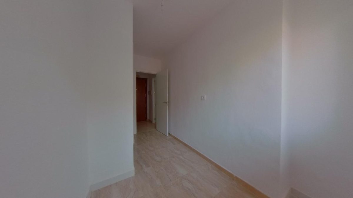 Torremolinos - Piso, 2 Dormitorios, Terraza, Céntrico — Foto 11