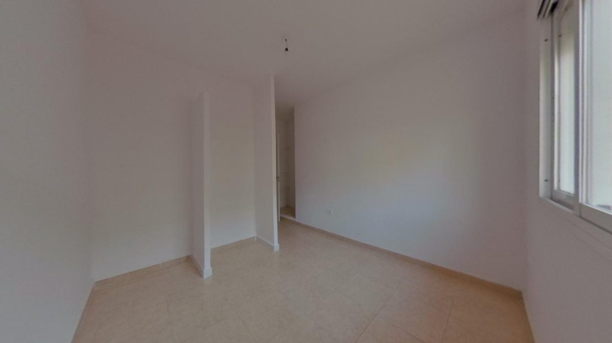 Torremolinos - Piso, 2 Dormitorios, Terraza, Céntrico — Foto 12