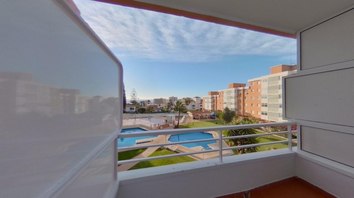 Torremolinos - Coqueto Estudio, Terraza, Piscina — Foto 24