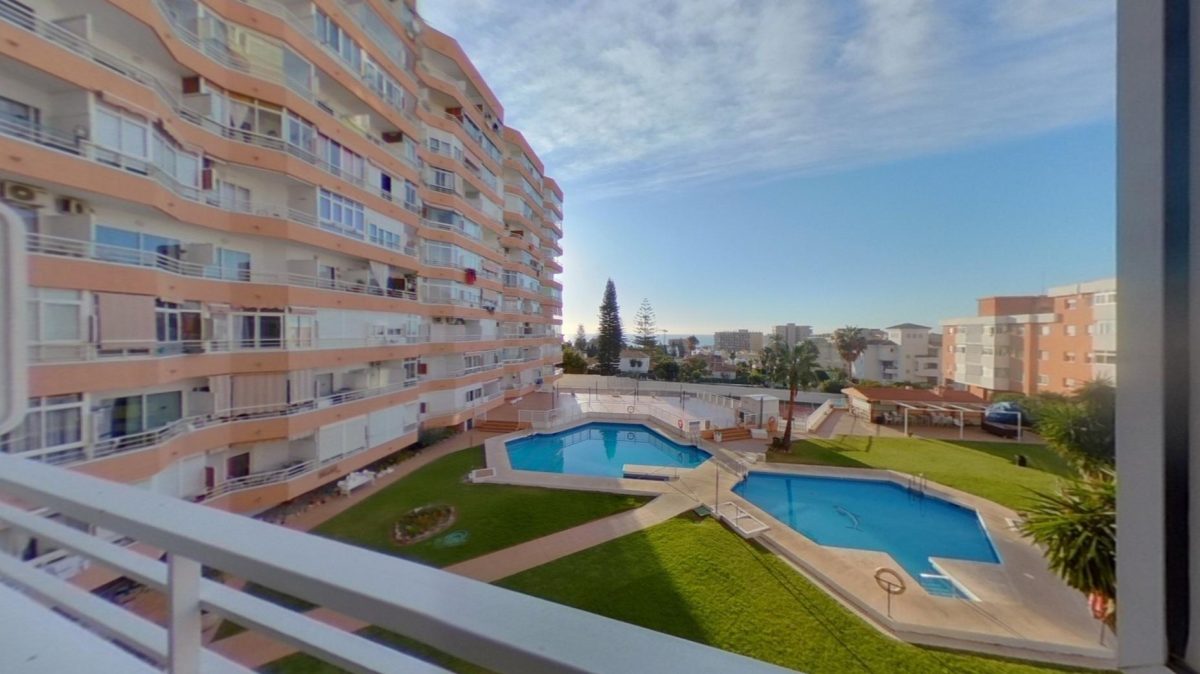 Torremolinos - Coqueto Estudio, Terraza, Piscina — Foto 23