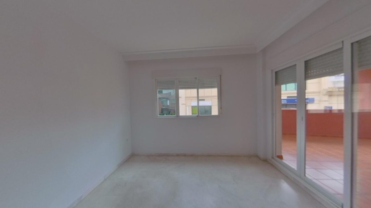 Benalmádena - Piso, 2 Dormitorios, Terraza — Foto 4