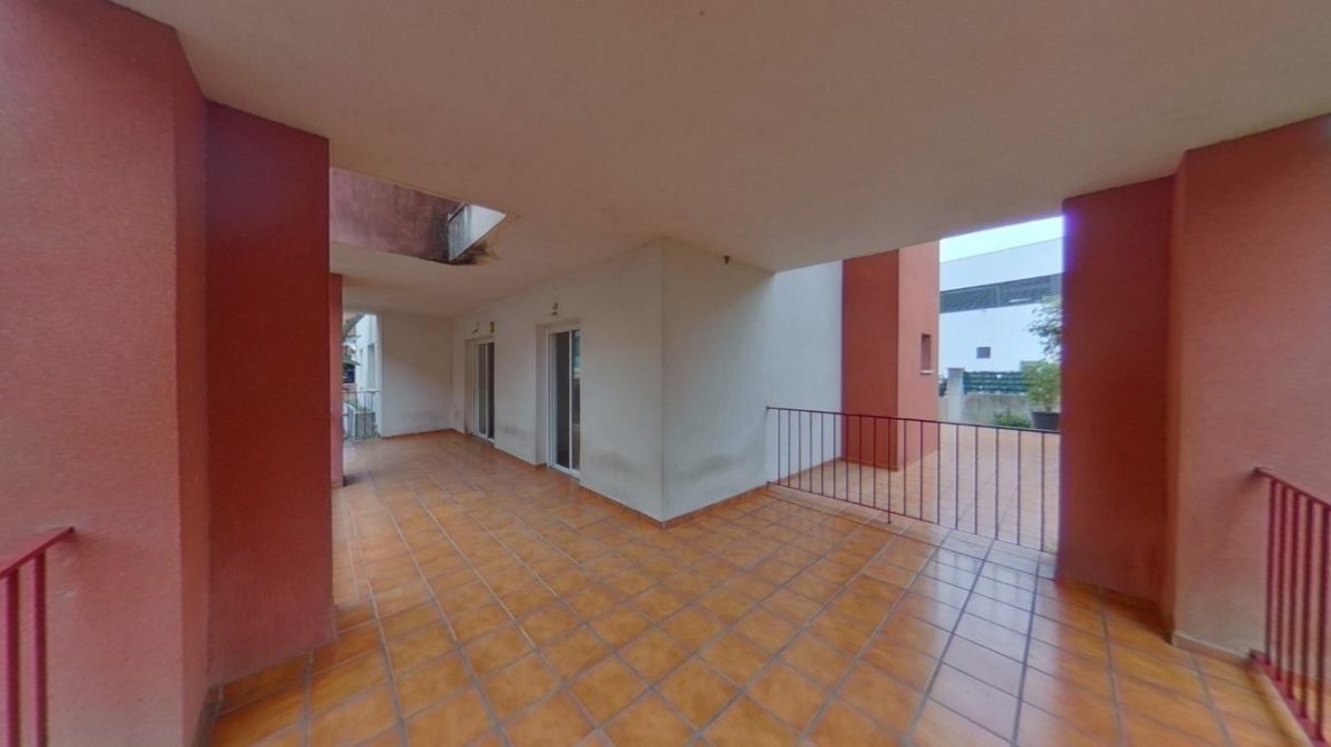 Benalmádena - Piso, 2 Dormitorios, Terraza, Piscina — Foto 28