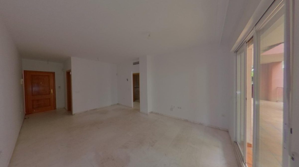 Benalmádena - Piso, 2 Dormitorios, Terraza, Piscina — Foto 6