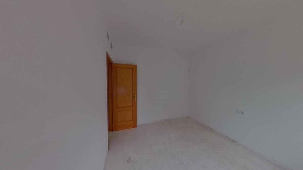 Benalmádena - Piso, 2 Dormitorios, Terraza, Piscina — Foto 19