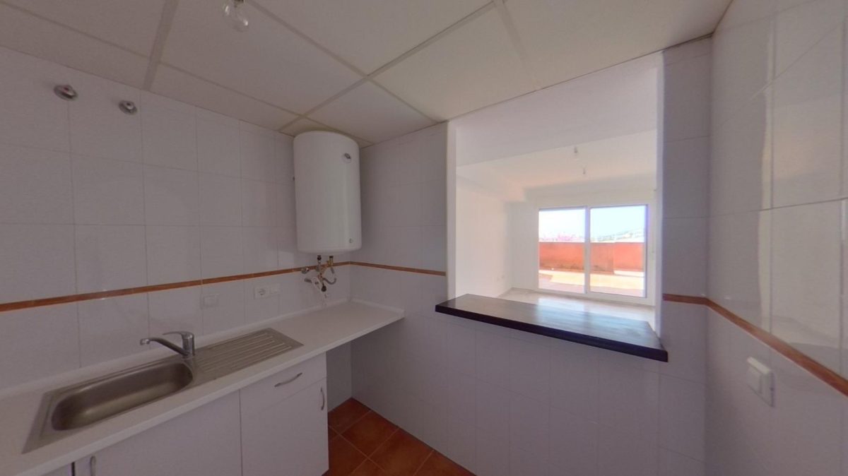 Benalmádena - Piso, 2 Dormitorios, Terraza y Patio, Garaje — Foto 8