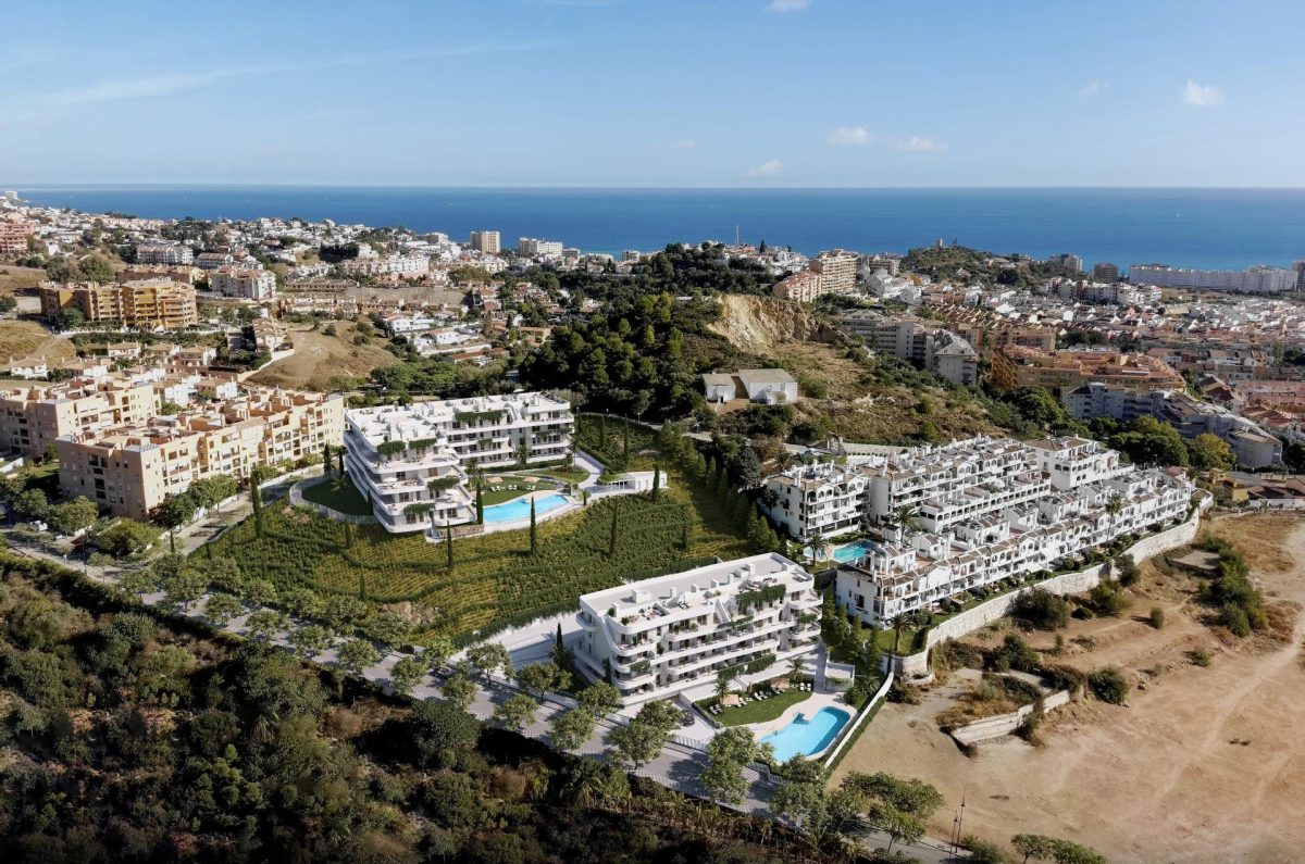 Fuengirola - Los Pacos - Obra Nueva pisos 2 y 3 dormitorios con 2 Garajes, Trastero, 2 Piscinas — Foto 8