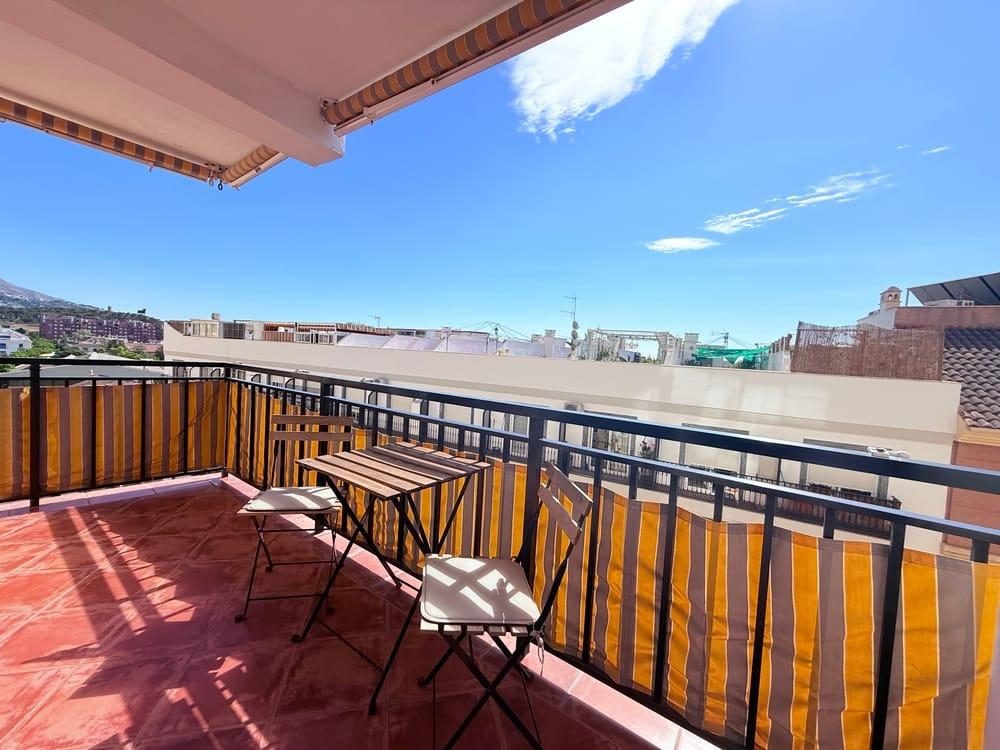 Los Boliches - Piso, 2 Dormitorios, Terraza, Pleno Centro — Foto 2