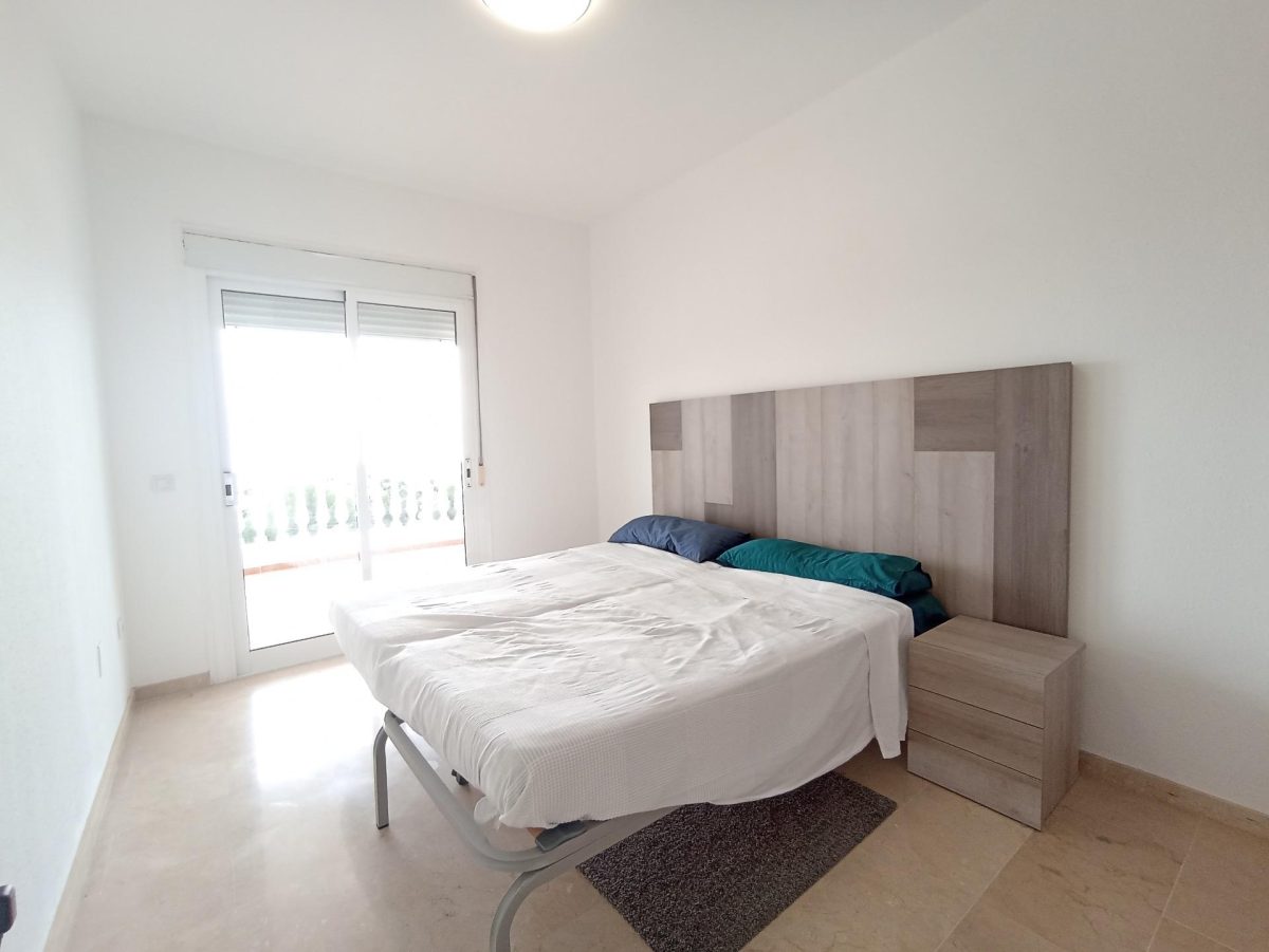 FANTASTICA VILLA EN ZONA BAJA DE LA CAPELLANIA CON PISCINA Y APARTAMENTO INDENDIENTE — Foto 15