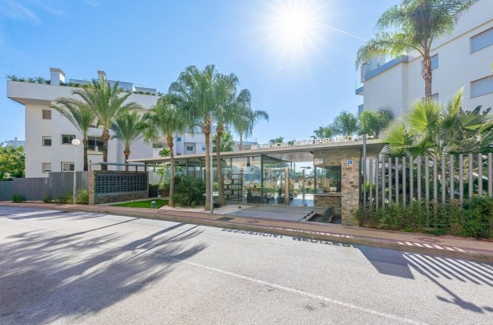 El Faro - Piso, 3 Dormitorios, Terraza, Piscina y Jardín, Garaje y Trastero, 50m de La Playa — Foto 30