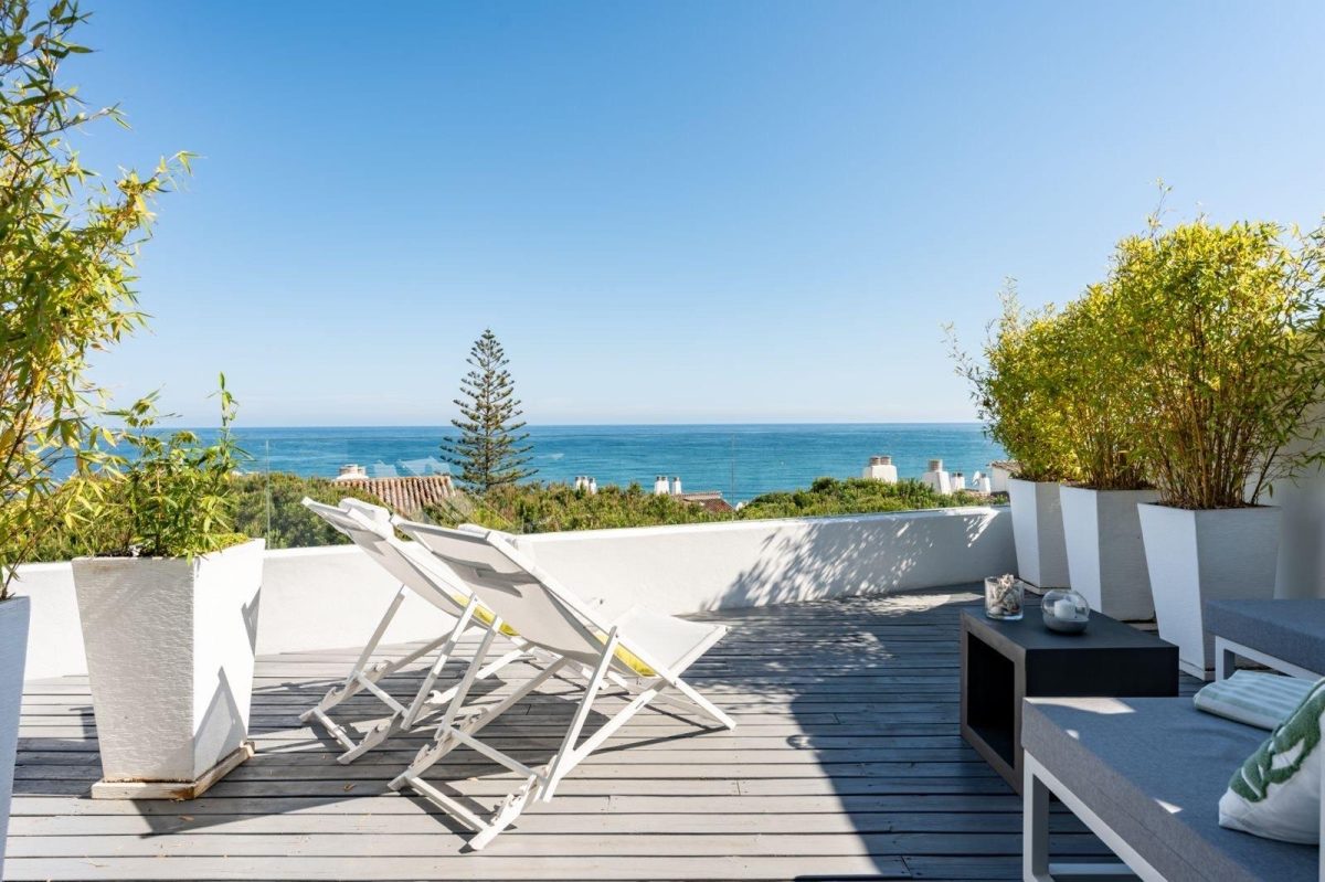 Calahonda - Ático Duplex, 2 Dormitorios, Terraza, Parking, 1ª Línea de Playa — Foto 15
