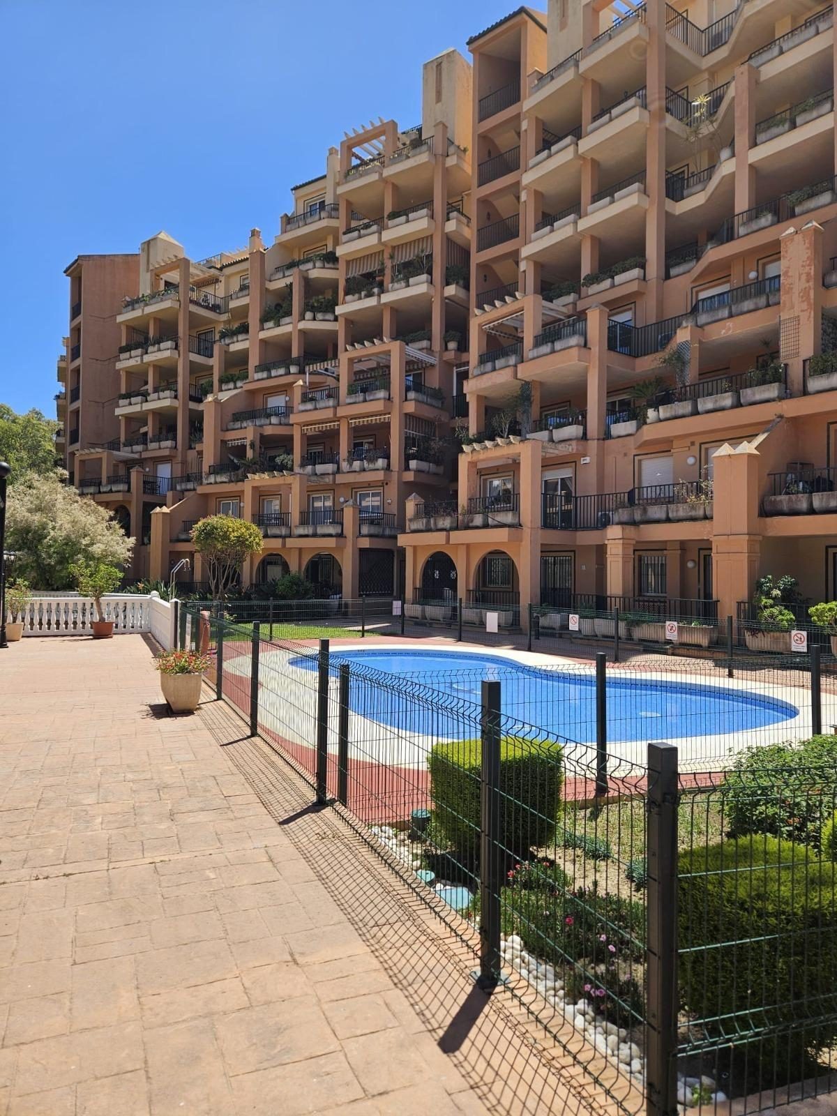 Torreblanca - Piso, 2 Dormitorios, Gran Terraza, 2 Piscinas y Zonas Ajardinadas, Garaje — Foto 25