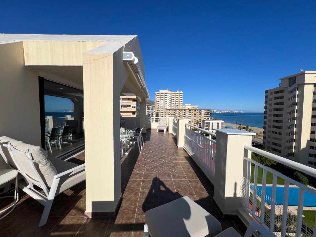 Los Boliches - Ático de 4 Dormitorios, Vista al Mar, Garaje y Trastero — Foto 2