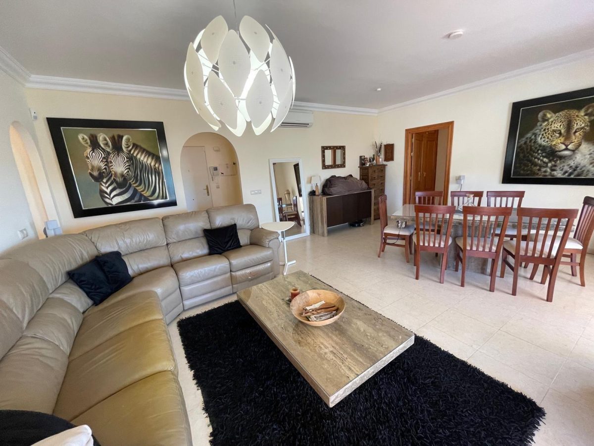 Ático en Venta en La Cala Hills, Mijas – ¡Sol, Espacio y Confort Todo el Año! — Foto 4