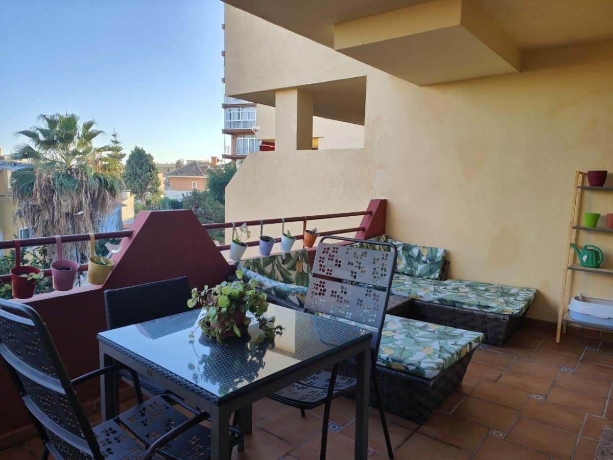 ¡Descubre tu futuro hogar en Benalmádena, a solo 200 metros de la playa! — Foto 15