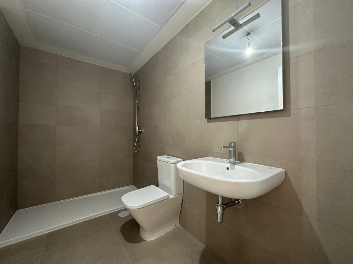 Los Álamos - Ático a estrenar, 4 Dormitorios, Terraza, Piscina, 2 Garajes y Trastero — Foto 27