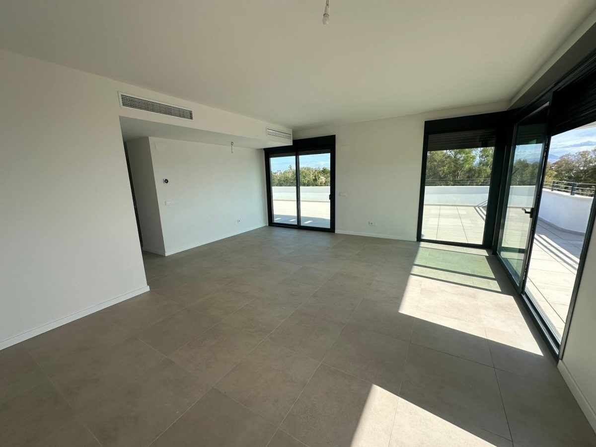 Los Álamos - Ático a estrenar, 4 Dormitorios, Terraza, Piscina, 2 Garajes y Trastero — Foto 5