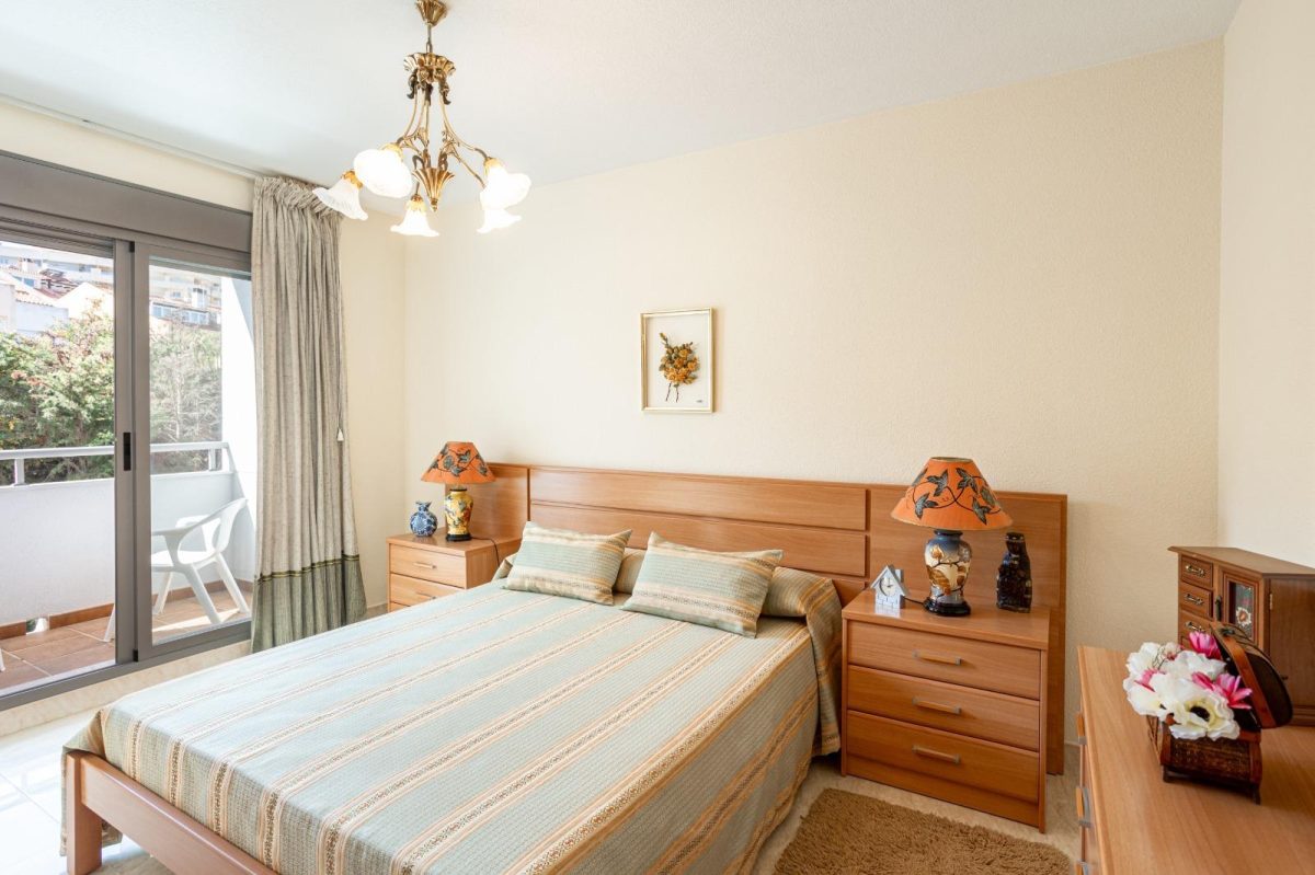 Fuengirola - Piso, 3 Dormitorios, Terraza, Piscina, Garaje y Trastero — Foto 9