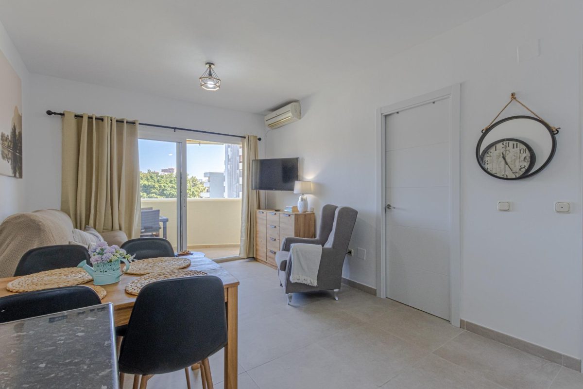 1 DORMITORIO EN BENAL BEACH !! — Foto 9