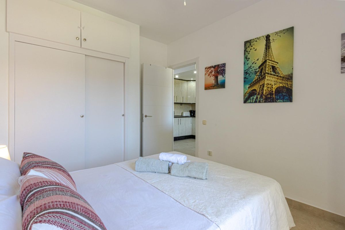 1 DORMITORIO EN BENAL BEACH !! — Foto 14