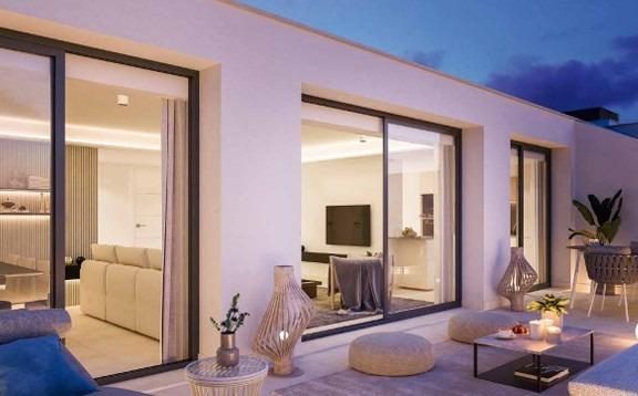 Fuengirola - Piso, 2 Dormitorios, Terraza, Piscina, Jardín — Foto 9
