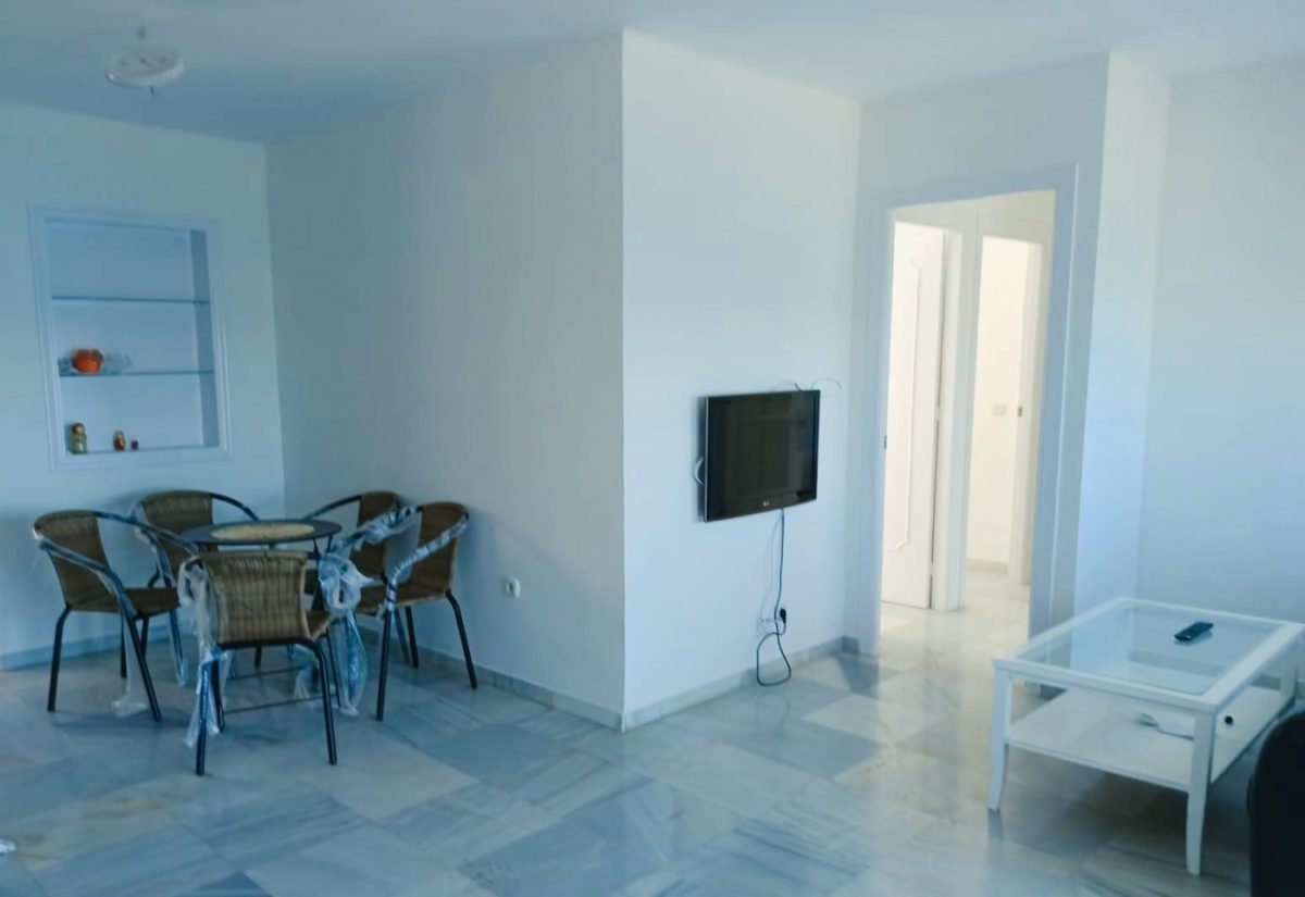 Fuengirola - Primera Línea de Playa - Piso 3 Dormitorios - Terraza — Foto 2